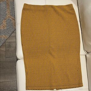 Zara Mustard Yellow and Black Patterned Pencil Skirt